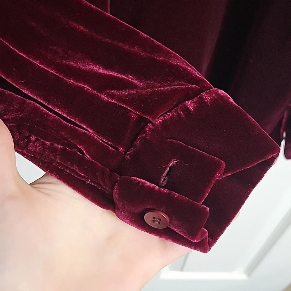 Eileen Fisher Deep Wine Burgundy Red Velvet Silk Blouse, Size S - Picture 4 of 8